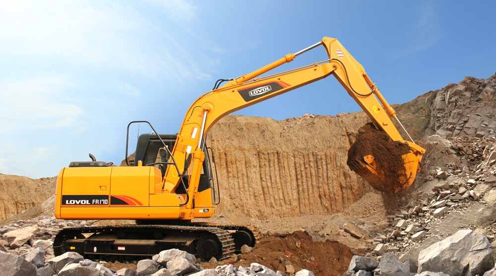 夢見挖土機挖土？資深解夢師解析：變動、根基與內心挖掘的深刻啟示