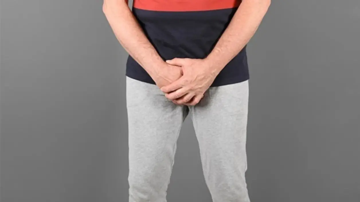 解夢探秘：夢見男子遺精的深層意涵與《周公解夢》權威解析