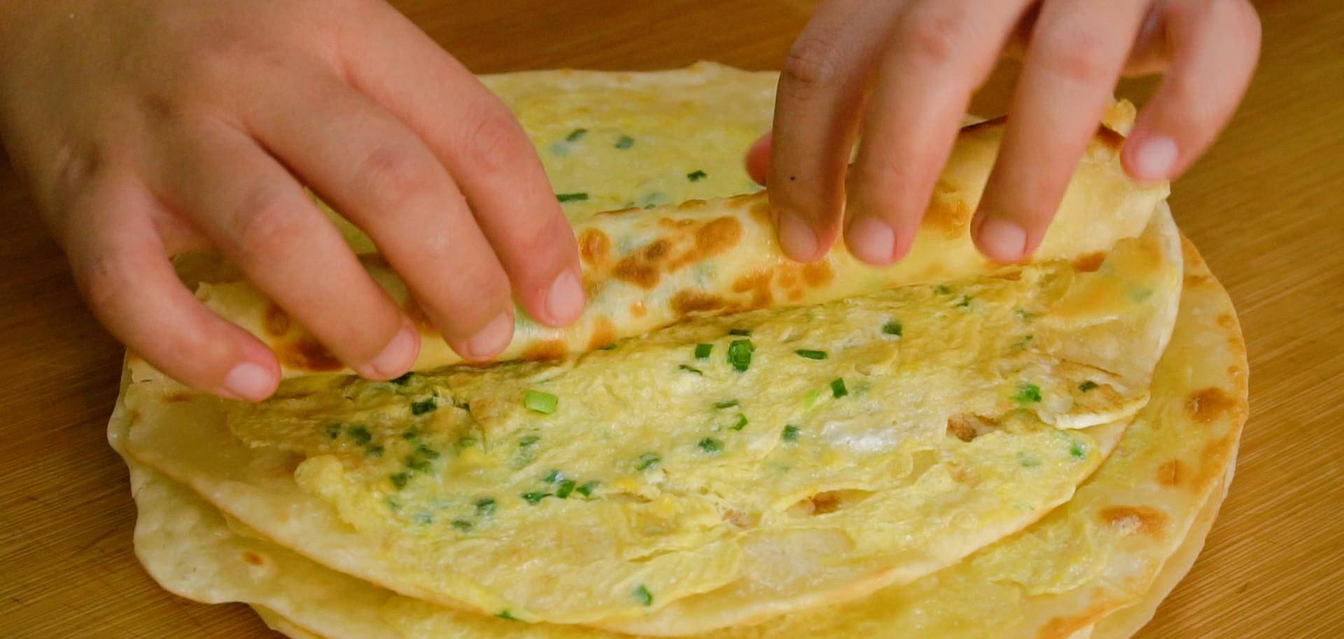 夢見吃烙餅是吉兆？周公解夢深度解析，輕鬆看懂你的潛意識訊號！