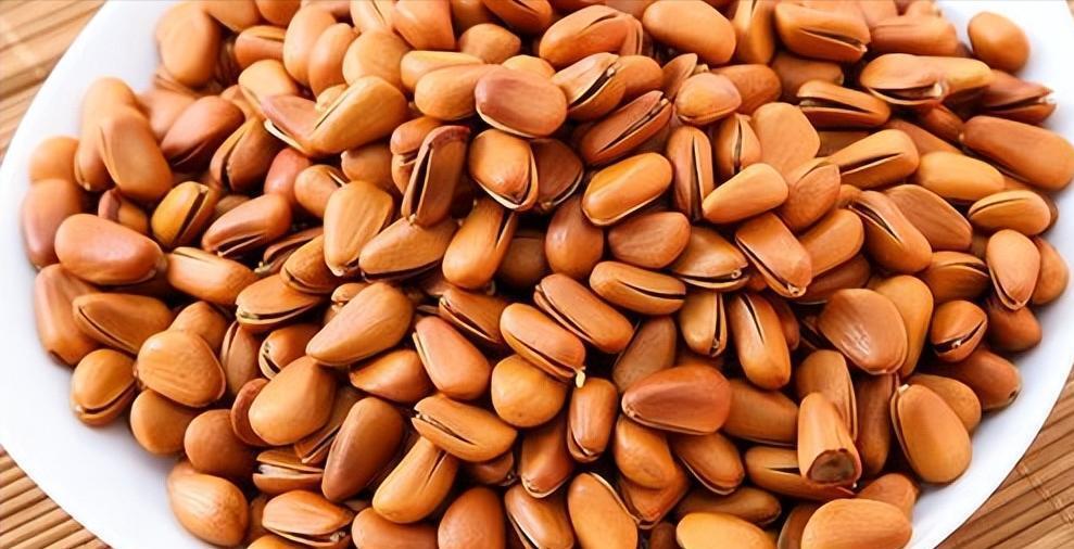 夢見吃乾果是吉兆嗎？解夢師10年經驗結合《周公解夢》深度解析