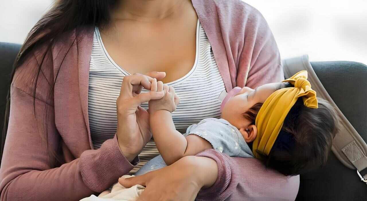 夢見給孩子餵奶：周公解夢深度解析與專業指引